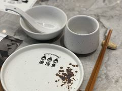 -渔语鱼新川菜Bistro(万象天地店)