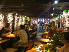 -在路上酒吧(大理古城店)