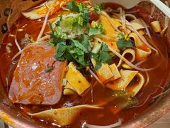 -成都你六姐·牛肉冒菜·麻辣香锅(长泰广场店)