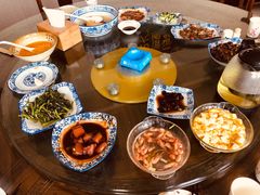 -七的湖·晚芳亭·阳澄湖农家菜·大闸蟹(莲花岛店)