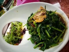 -地方名吃海鲜大馅蒸饺(北戴河店)