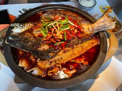 -鸣记脆皮烤鱼·海鲜烤鱼(三八广场店)