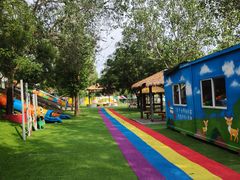 -北京鹿世界主题园