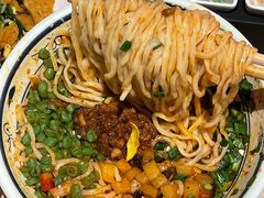 -麦家小馆鲜羊肉烧烤·海鲜·精酿·西北名吃(荣京道旗舰店)