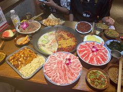 -萍姐火锅·公路夜市(武汉首店)