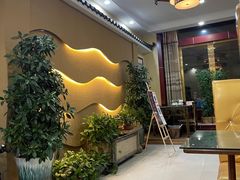 等位区-壹阁胡羊焖饼(特色小吃街店)
