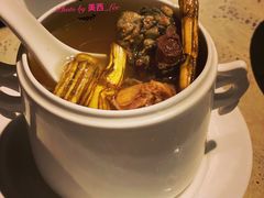 乌鸡炖汤-T館·花园艺术餐厅