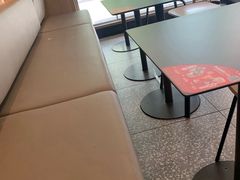 靠窗位-肯德基(安吉胜利店)