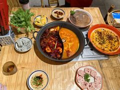 -袁山山重庆火锅(丈八北路店)