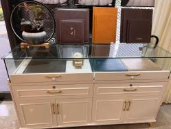 -巴黎婚纱摄影工作室