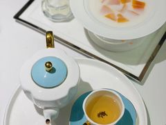 -燕庭·纯燕窝·甜品下午茶(南京西路店)