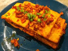 石屏豆腐-半山腰·云南菜(侨福芳草地店)