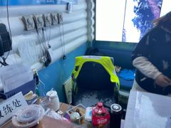 -乔波室内滑雪场