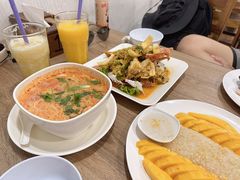 -两兄弟Song Pee Nong(2号店)