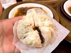 蜜汁叉烧包-海航大厦万豪酒店彩海轩中餐厅(霄云路店)