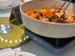 -刘姐啤酒鱼民族演艺餐厅(西街总店)
