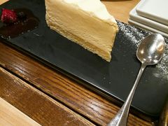 -必胜客(WOW中心城店)
