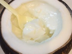 -志龙皇冠吃货椰子铺