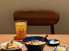-啢啢茶寮(芳华横街店)