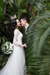 -都市丽人婚纱摄影