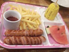 -Naughty Nuri’s Phuket
