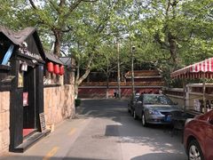 小巷入口位置（往大学路方向）-长颈鹿咖啡(大学路店)
