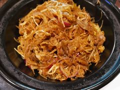 金针菇粉丝肥牛煲-有璟阁港式餐厅(金融街购物中心店)