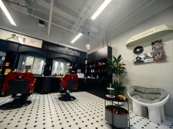 点击看大图 -老男孩男士理容馆·理发·烫染·修面