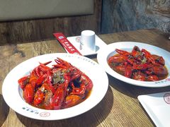 -叶派龙虾•招牌香辣蟹·海鲜(中海国际店)