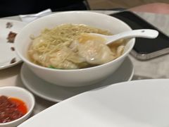 -香港百合居(LCM置汇旭辉广场店)