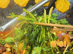 -咊记茅草棚柴火鸡(乌当店)