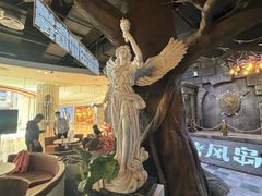 -暴风岛沉浸式体验馆(百联世纪店)