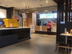 -麦当劳(红旗路店)