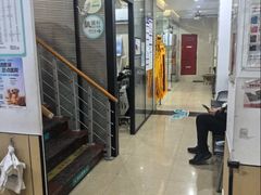 -瑞派天使宠物医院·神经外科·骨科·核磁CT(洛川中路店)