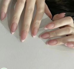 -赢韵美甲美睫瑞士净斑中心