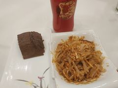 -梅龙镇酒家(南京西路总店)