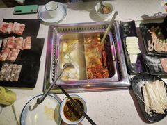 -十三幺山野火锅(市府路店)