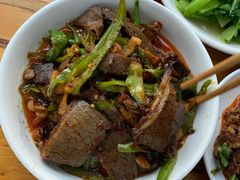 -曾牛肉
