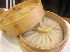 蟹黄吸管汤包-隆喜元鱼汤包·海鲜(中联广场店)