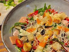 -JINNS锦时 steak&pizza(浸信会礼拜堂旧址店)