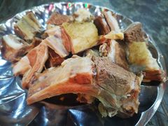 手抓羊肉-夏都地标马一刀烤肉美食城