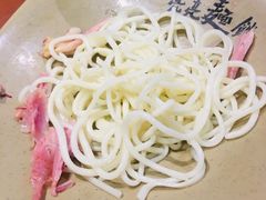 -亮亮面馆(经六路店)