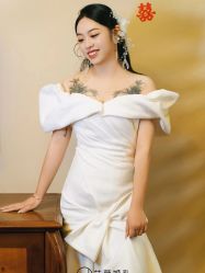 -Lady  Jane高端婚纱礼服馆