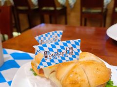-Brotzeit博璨德国啤酒餐厅(亮马桥官舍店)