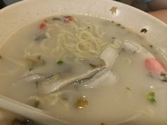 -玖鲜小笼(中山广场店)