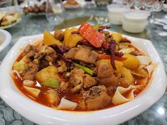 新疆大盘鸡-新疆红柳花餐厅(新洲店)