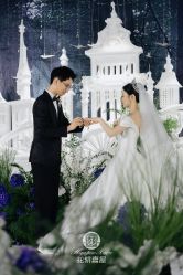 -花轿喜屋婚礼策划
