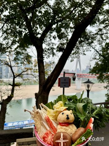 救命！这家藏在解放碑的老火锅也太戳心巴了