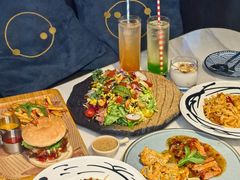 -STARRY CAFE & LOUNGE BAR(高新店)