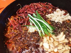 -周幺妹重庆老火锅(银泰城总店)